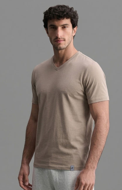 Camiseta Gola V Algodão - Bege