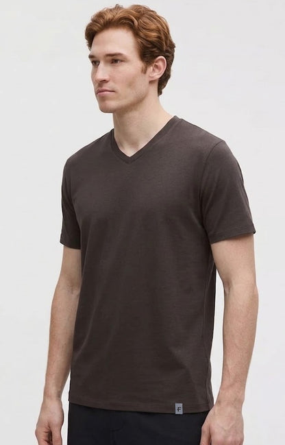 Camiseta Gola V Algodão - Marrom