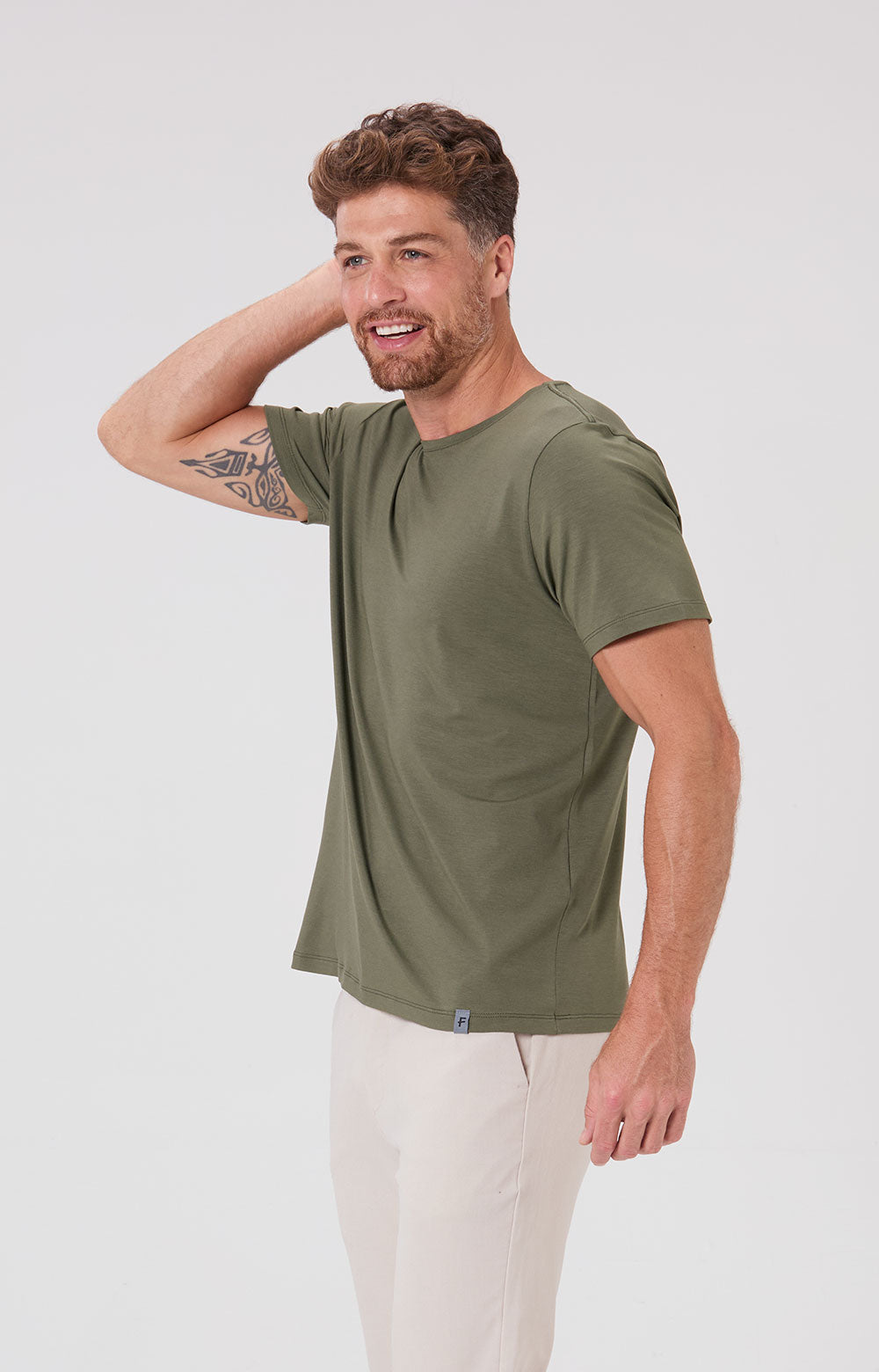 Camiseta Slim Modal Tech - Oliva